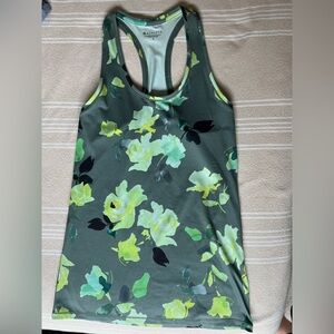 Athleta Green Sleeveless Tank Top Size Small